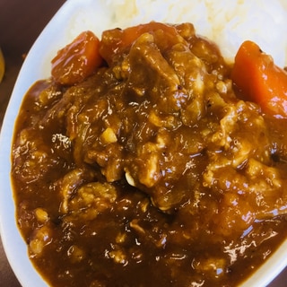 ハヤシライスからの、大人のまろやかスパイシーカレー